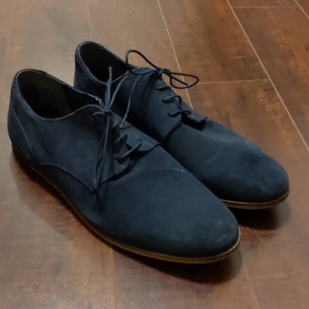 Hawkins McGill blue suede shoes